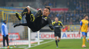 ebs_bvb_leap_aubameyang_628