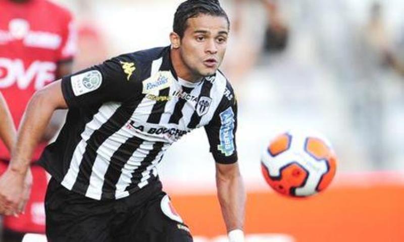 Khaled-Ayari-Angers