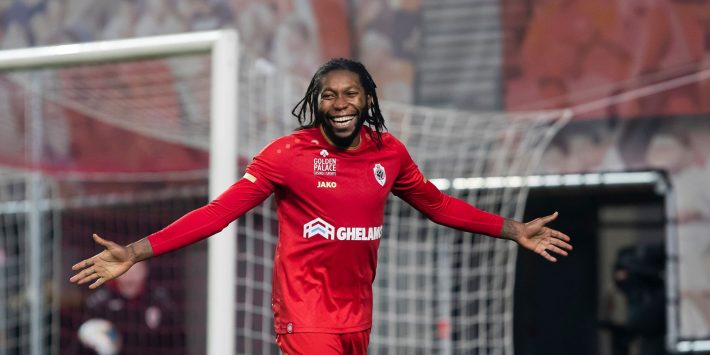 Dieumerci Mbokani Golden Bull Thanks To Outside Africa Top Sports