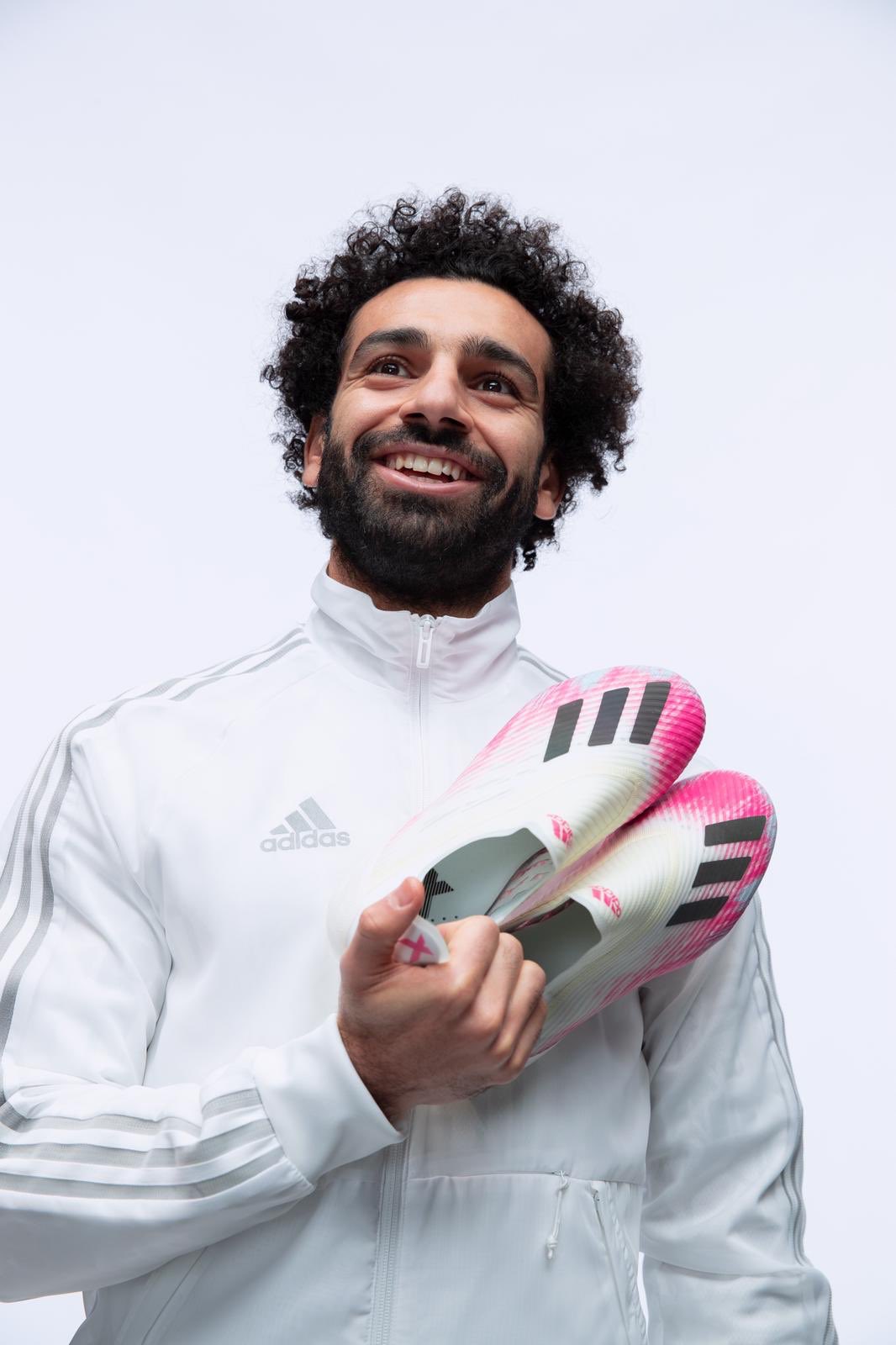 Liverpool Mohamed Salah shows up his new boots Africa Top Sports