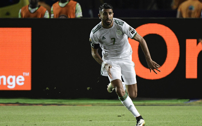 Video Riyad Mahrez Scores A Five Star Goal Against Zimbabwe Half Time