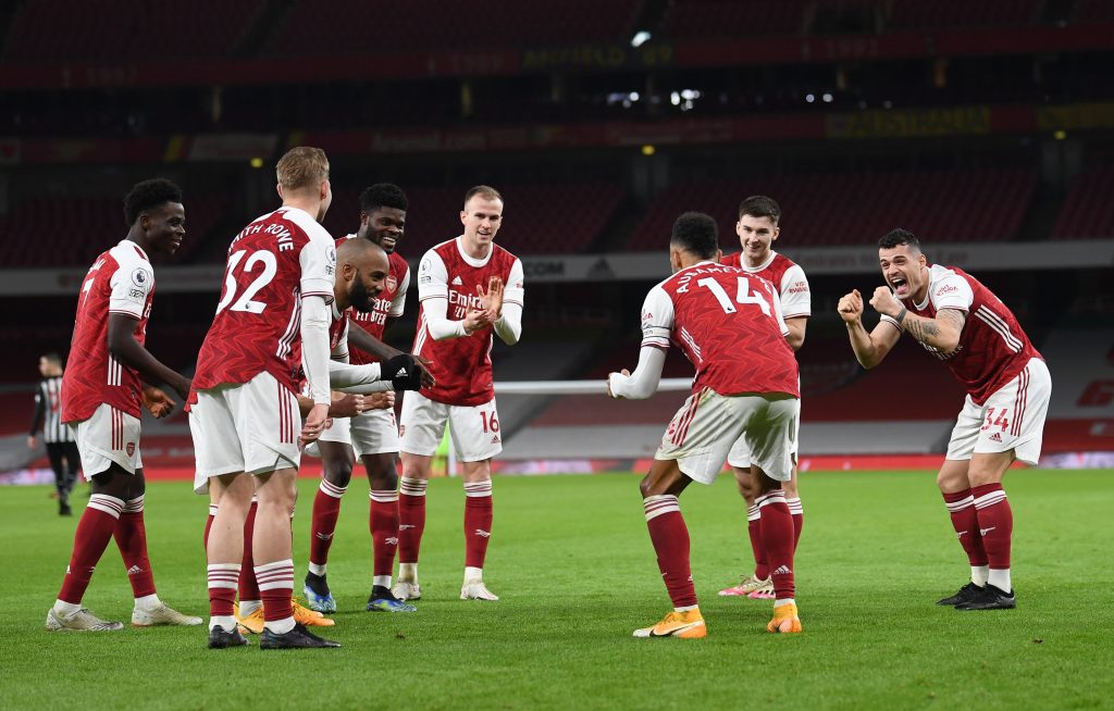 Thomas Partey and teammates celebrating with skipper Aubameyang.