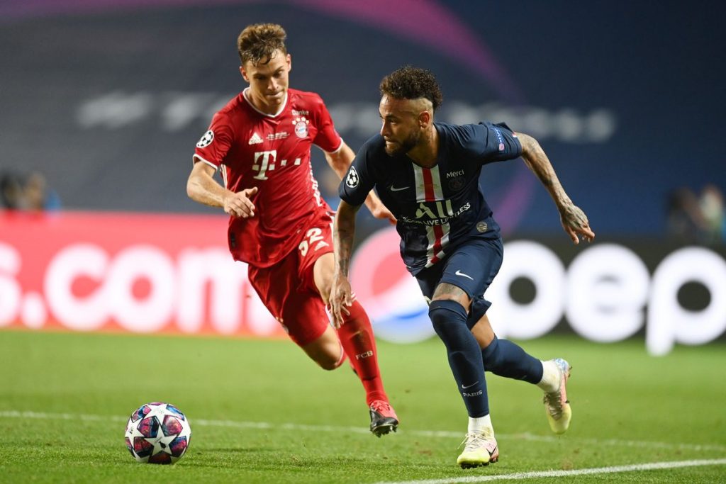 Neymar in action vs Joshua Kimmich.