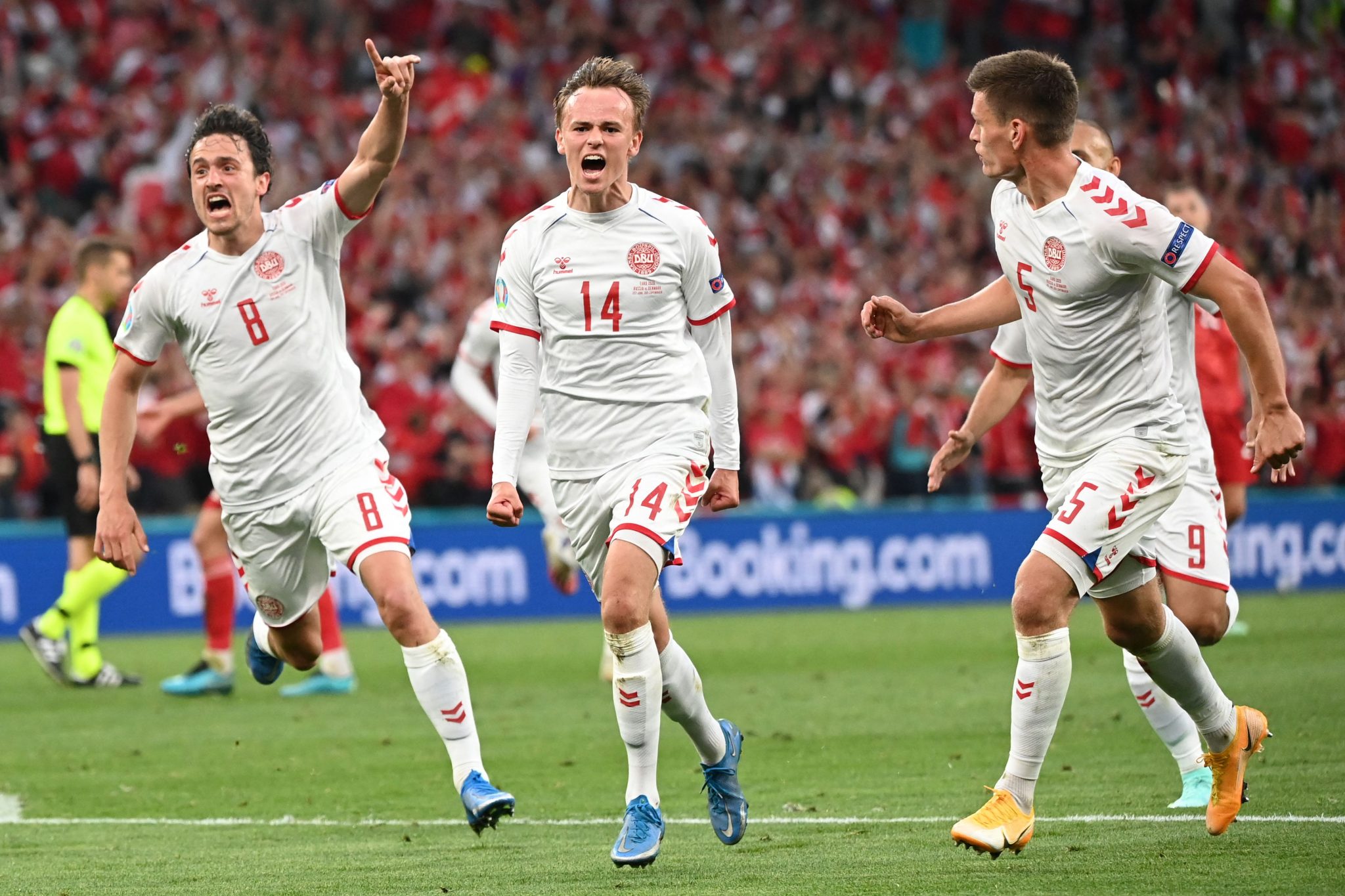 Denmark advance in Euro 2020 last 16 after emphatic win over Russia