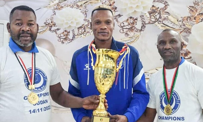 Florent Ibenge celebrating the Sudanese Cup, his first trophy with Al Hilal.