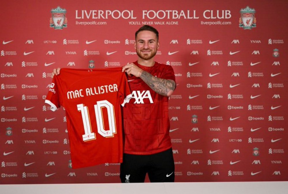 Alexis Mac Allister will wear the number 10 with Liverpool.