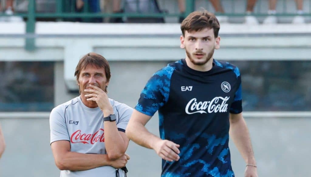 Antonio Conte reacts to Khvicha Kvaratskhelia's move to PSG