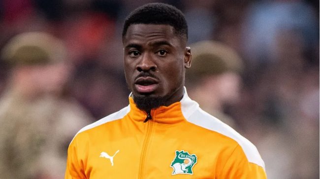 Serge Aurier makes surprise move to Persepolis FC in Iran
