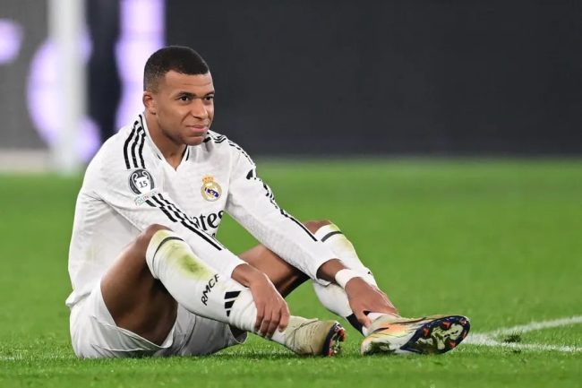 Real Madrid under fire over Mbappé medical blunder
