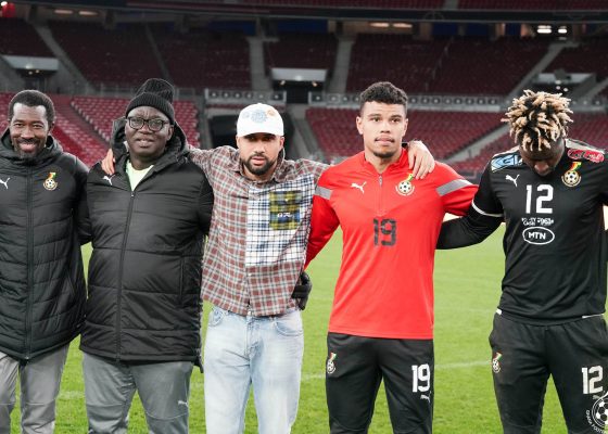 Daniel-Kofi Kyereh Makes Special Camp Visit Amid Injury Recovery