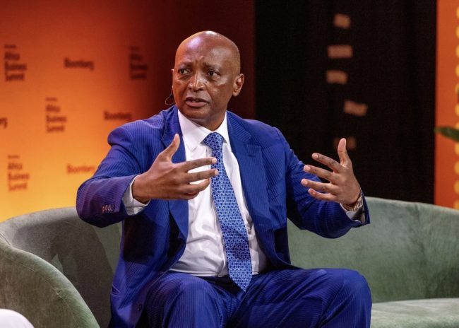 CAF President Patrice Motsepe set for official visit to Dakar