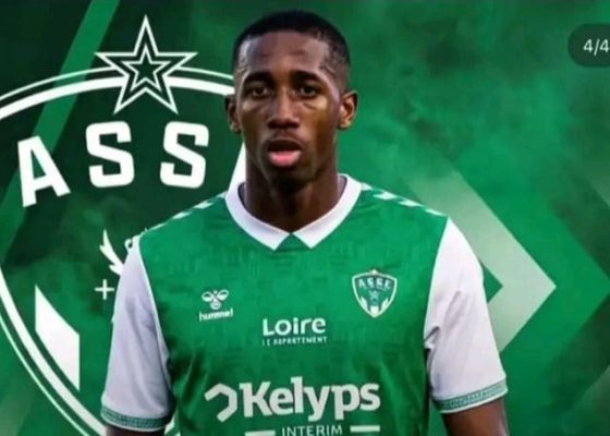 Soccer: Mimbang set for long-term move to AS Saint-Etienne