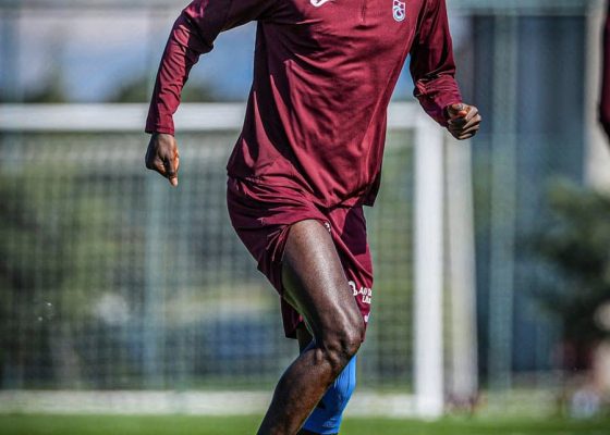 Onuachu Set for Training Return After Injury Scare as Trabzonspor Title Push Continues