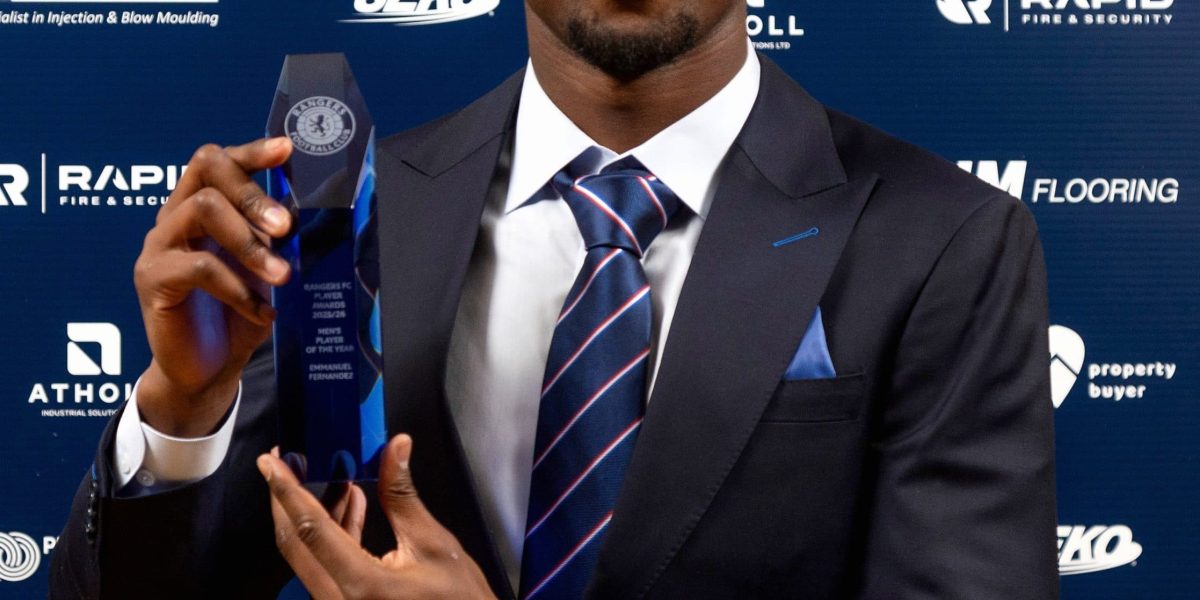 Fernandez Wins Rangers Player of the Season Award
