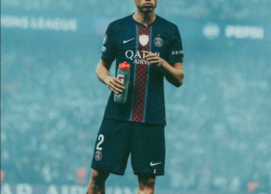 Hakimi Ruled Out of UCL Semi-Final Second Leg with Hamstring Tear