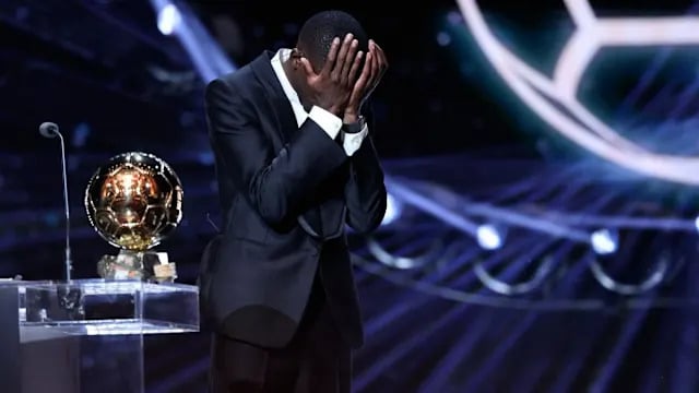 Ousmane Dembélé open to PSG extension but talks frozen