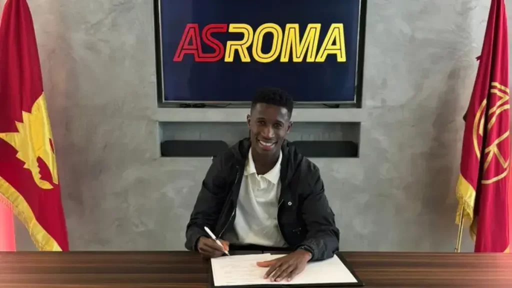 Official: Muhammed Bah extends contract with AS Roma
