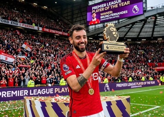 Fernandes Named Premier League Player of the Season After Record-Breaking Campaign
