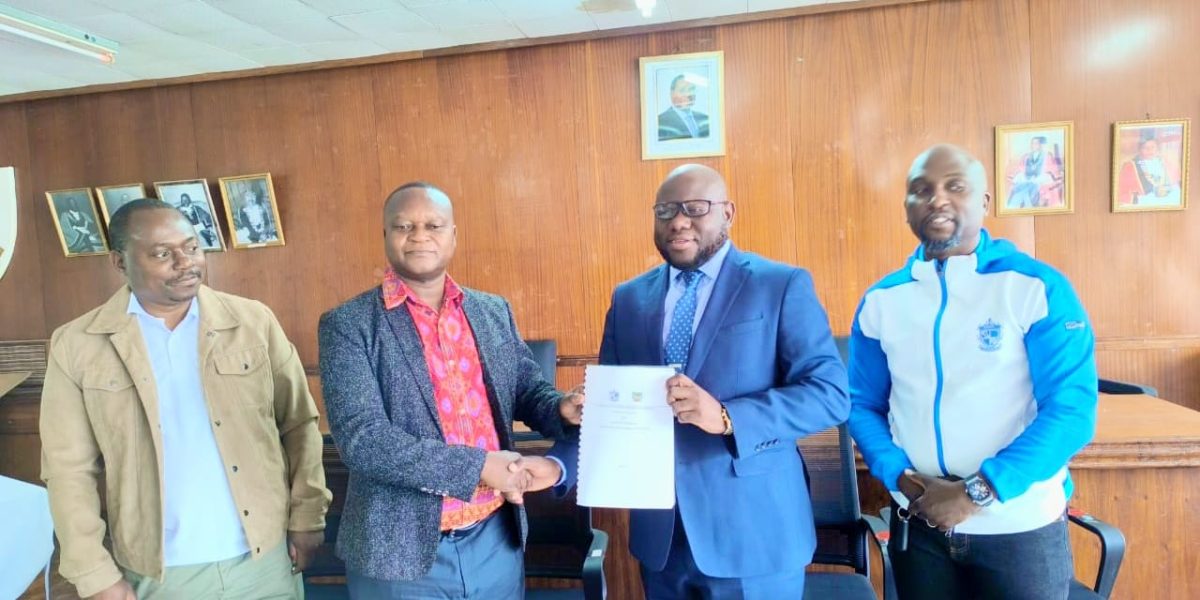 Mighty Wanderers and Zomba City Council seal an agreement