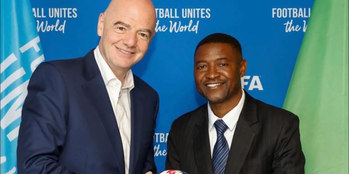 Infantino pens birthday message to Zambia FA boss Mweemba