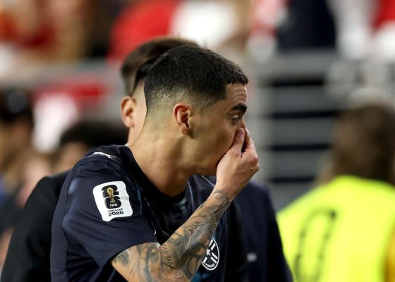 2026 FIFA World Cup : Almirón becomes first victim of new rule