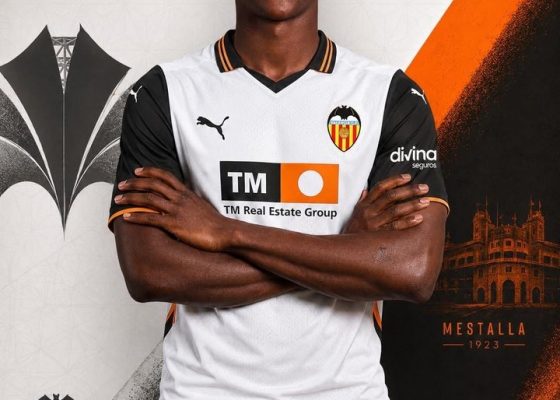 Dieng Set for Valencia Pre-Season Start as New Chapter Begins