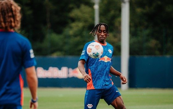 RB LEIPZIG INSIST DIOMANDE WILL STAY DESPITE PSG LINKS