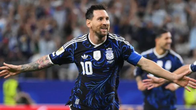 2026 FIFA World Cup : Messi honors Maradona after win