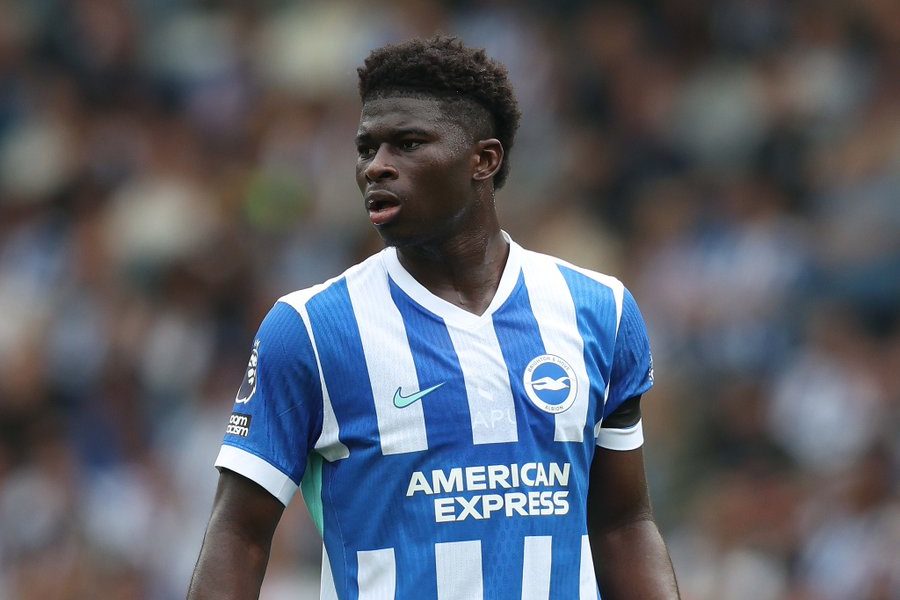 Manchester United Eye Carlos Baleba in Midfield Reinforcement Plan