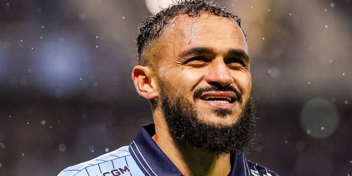 Sofiane Boufal denies talks with RS Berkane