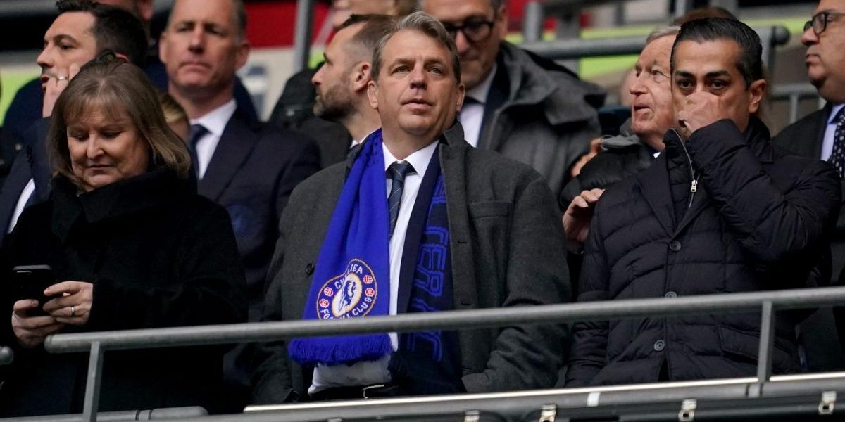 Chelsea owner Todd Boehly considers selling his stake