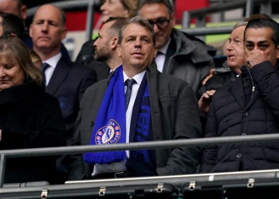 Chelsea owner Todd Boehly considers selling his stake