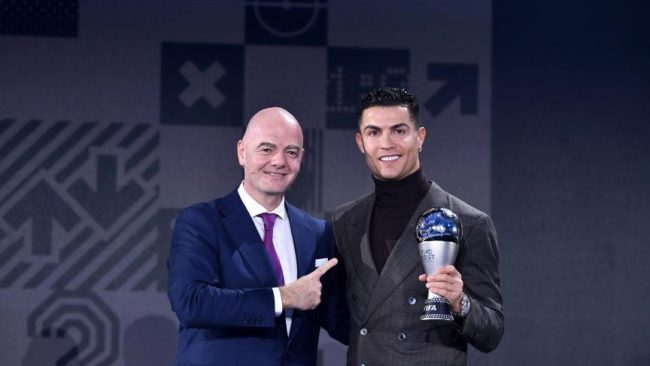Cristiano Ronaldo gets Gianni Infantino's support for 1,000 goals