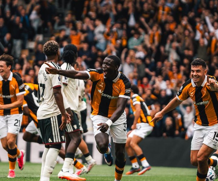 African Duo Sink Manchester United as Hull City Claim Stunning 2-0 Opening-Day Victory