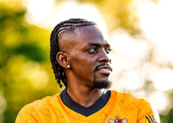 Wolves sign former Sunderland and Burkina Faso winger Bertrand Traore