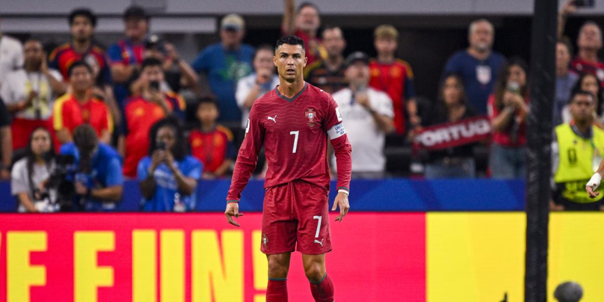 Cristiano Ronaldo: “I’m staying with Portugal”