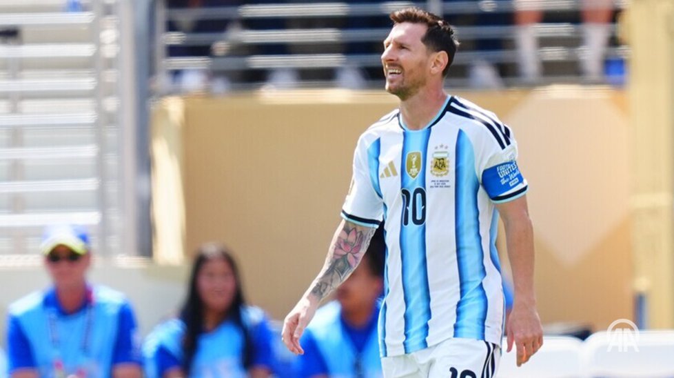 Messi to Make Argentina Farewell Appearance Against Benin in October