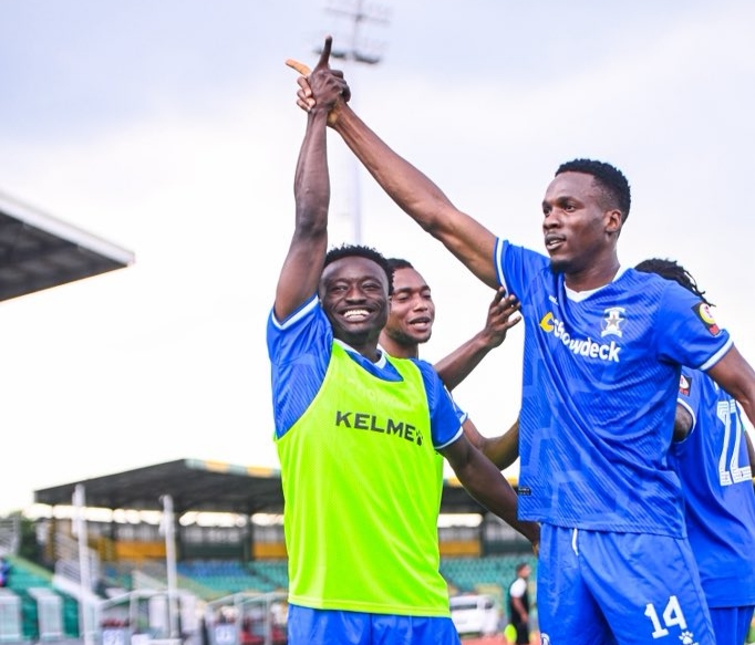 Shooting Stars Take 1-0 Lead Over CS Sfaxien at Half-Time