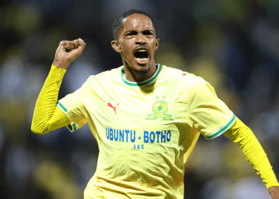Antonio van Wyk’s last gasp goal saves Sundowns a point on the road