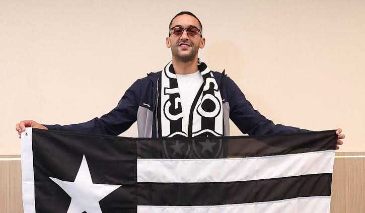 Hakim Ziyech Arrives in Brazil Ahead of His Move to Botafogo