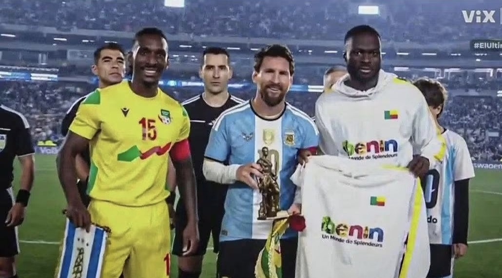 Benin Captain Presents Messi With Replica of Iconic Agojie Statue