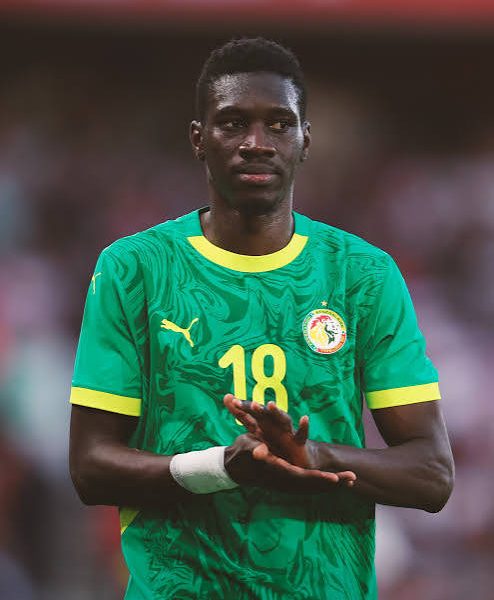 Crystal Palace Open Contract Talks with Ismaïla Sarr to Ward Off January Interest